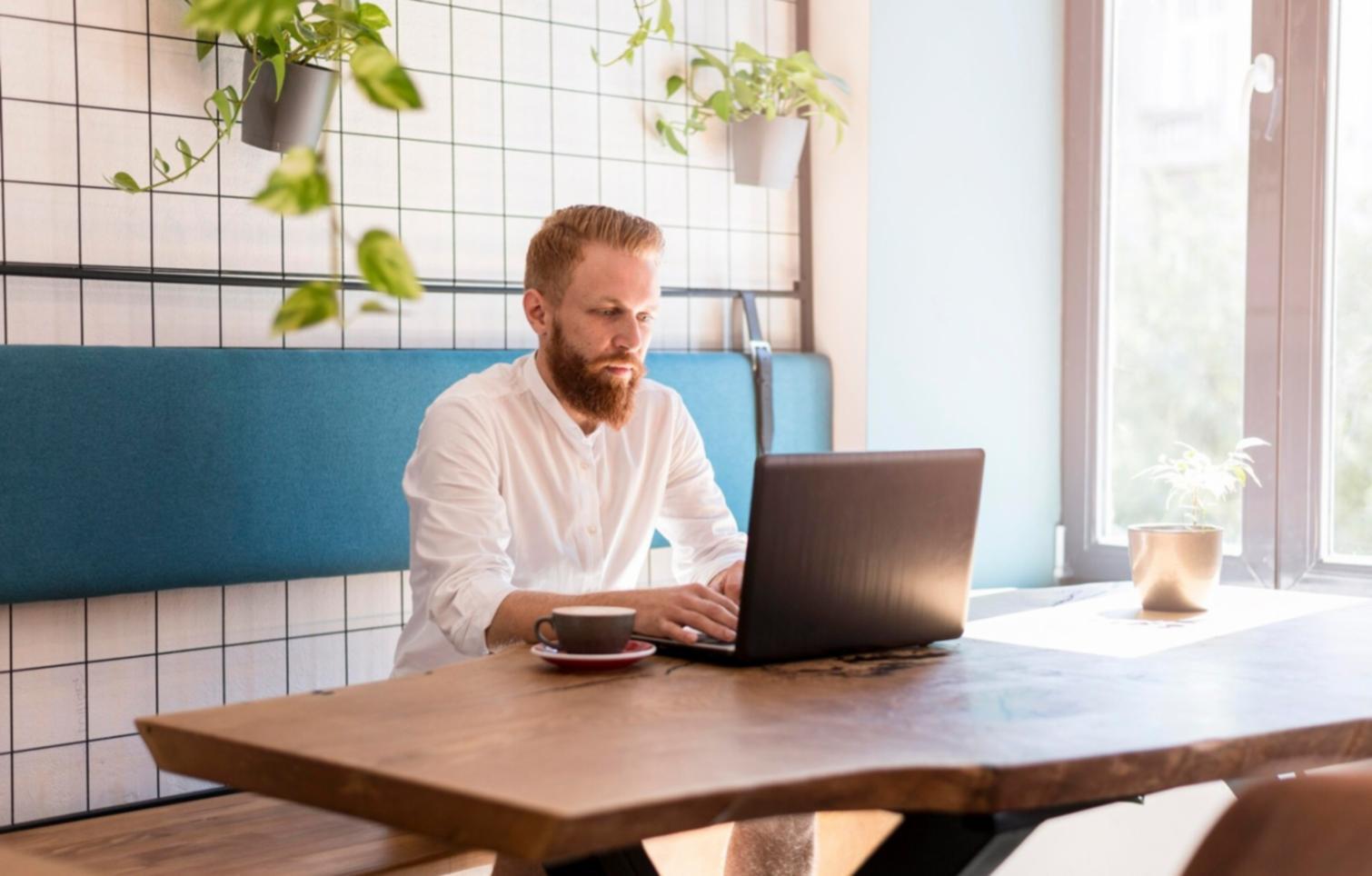 Séance de formation commerciale en entreprise